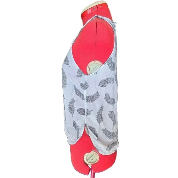 H&M, Size 6, Feather Print Sleeveless Top - Picture 4 of 11